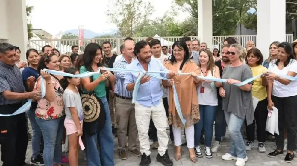 Gustavo Sáenz participó de la inauguración del Potencia Cafayate: la gran feria de emprendedores salteños
