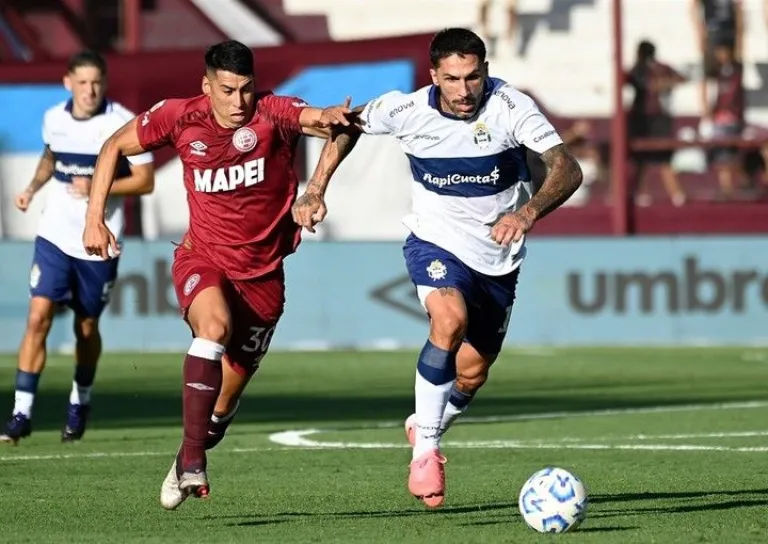 River Plate vs. Lan&uacute;s 