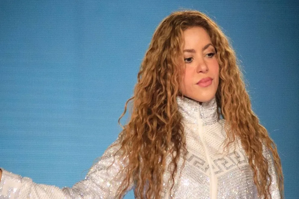 Shakira se ve obligada a cancelar su esperado concierto en Perú por un fuerte dolor abdominal