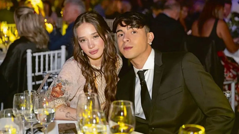 San Valentín los volvió a unir: la foto que confirma la reconciliación de Ángela Torres y Rusherking