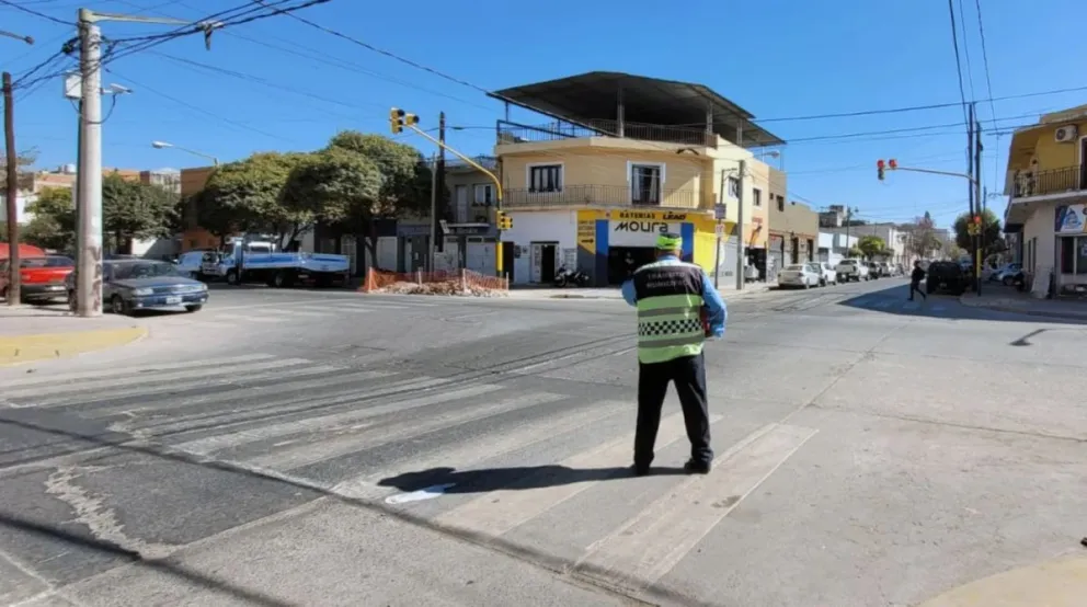 Otra mañana complicada en el centro salteño: se anunciaron cortes en la Av. San Martín