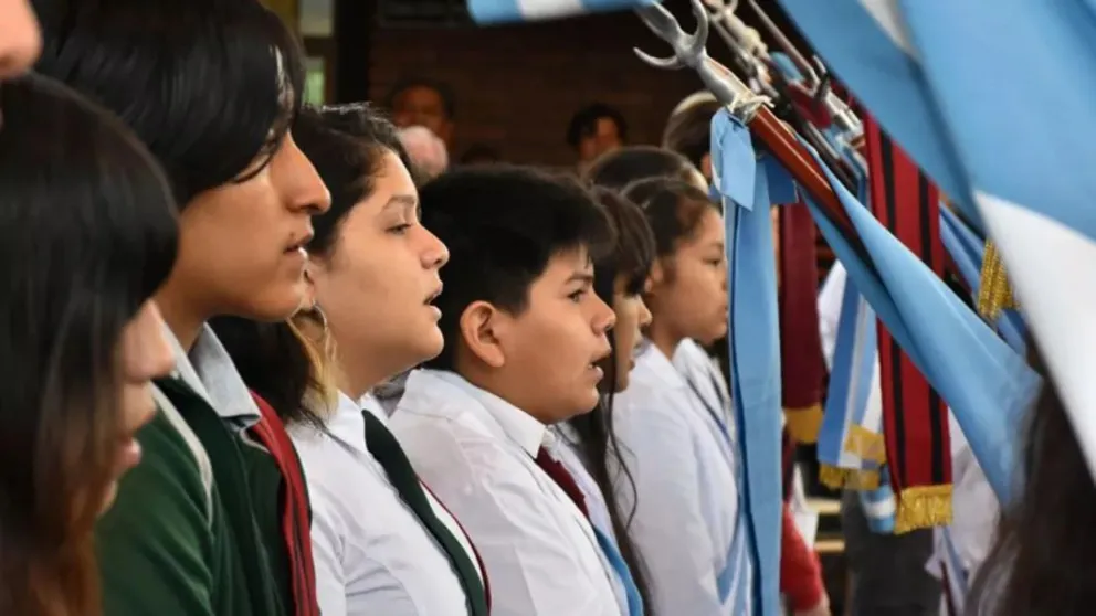 Ciclo lectivo 2025: mañana empiezan las clases más de 360 mil alumnos en Salta