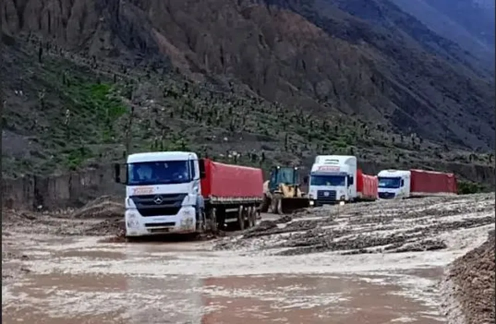 Corte en la ruta nacional 51 por deslizamientos: el tránsito permanecerá interrumpido por la noche