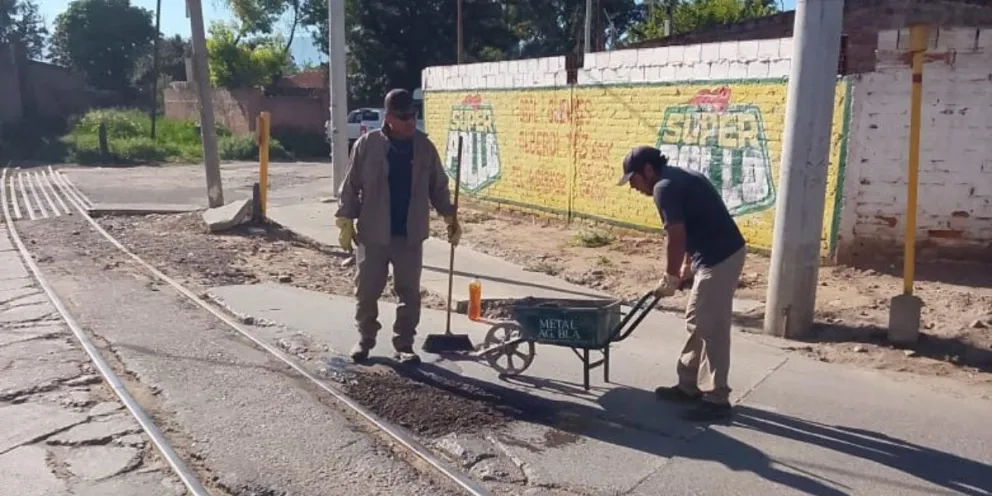 Avanzan obras clave en General Güemes: mejoras viales y limpieza en distintos barrios