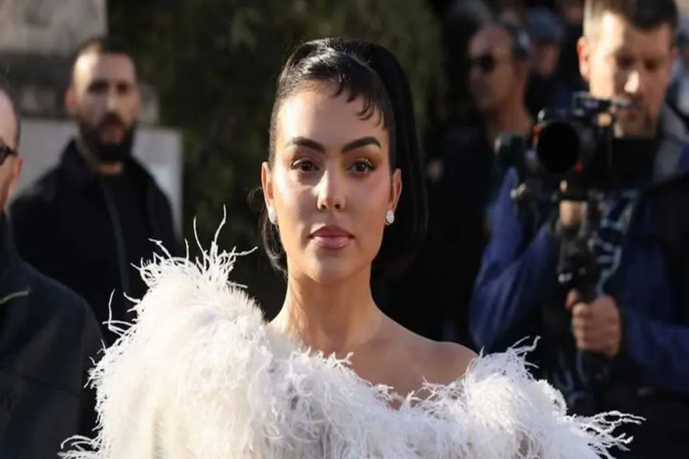 Georgina Rodríguez: la Influencer que rejuvenece con el flequillo Betty Boop en París