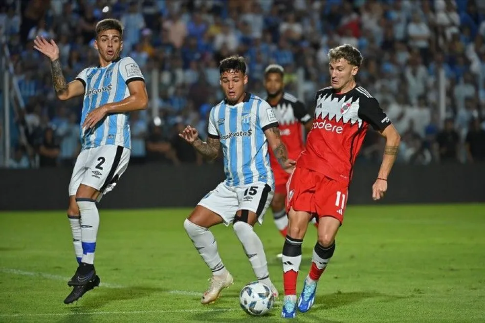 River recibe a Atlético Tucumán en el Mâs Monumental: hora, posibles formaciones y TV