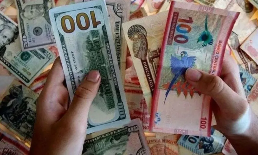 Preocupación en la frontera: el fuerte aumento en el "dólar blue" boliviano repercute en la economía salteña
