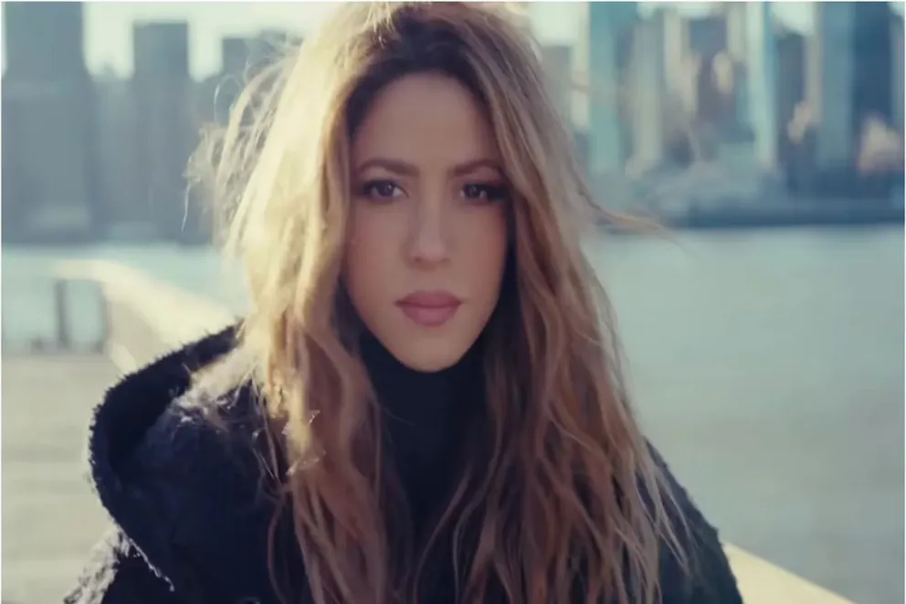 Shakira conmueve y desata lágrimas a sus fans con su video más íntimo