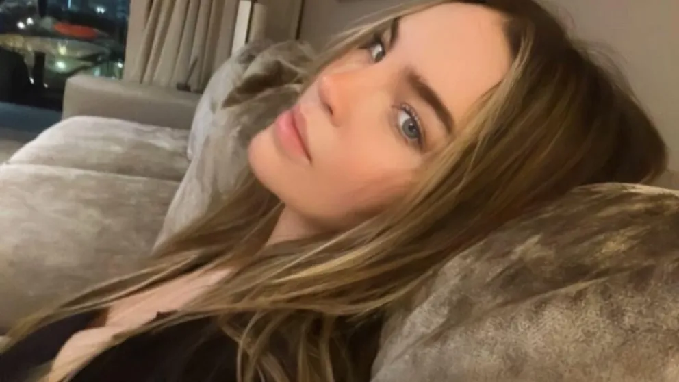 Belinda presenta a su nueva mascota y desata polémica en redes sociales