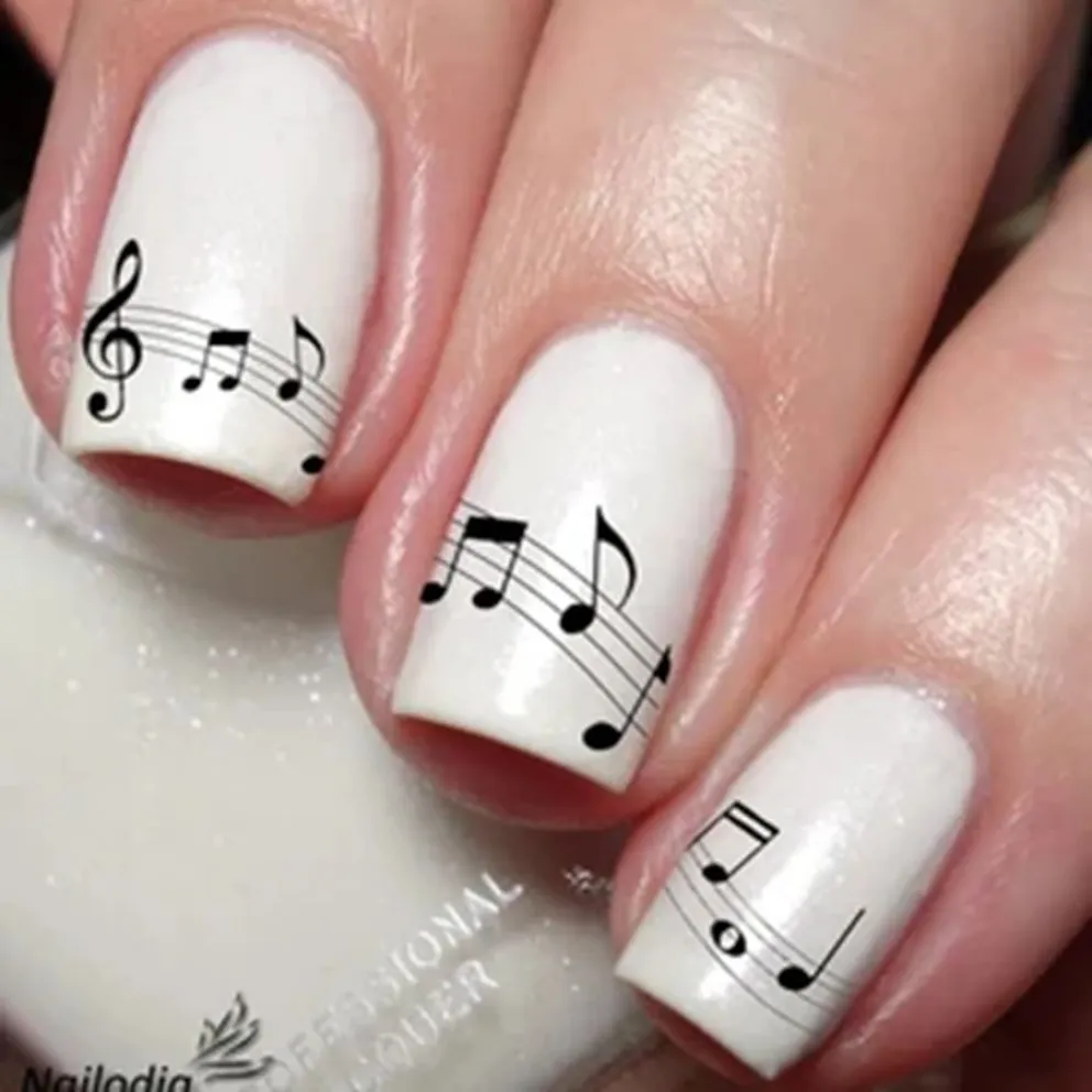 Nail Art - notas musicales