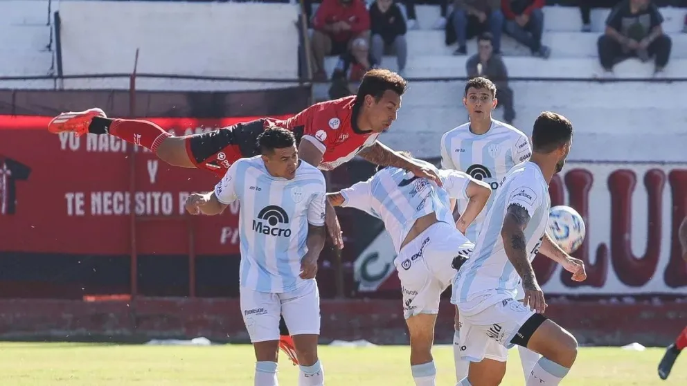 Lapidaria derrota de Gimnasia y Tiro ante Deportivo Maipú por 1 a 0