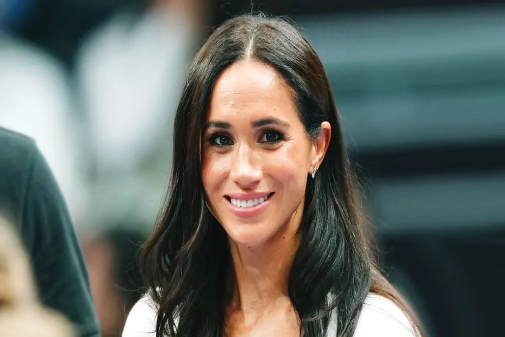 Meghan Markle enternece con fotos de su infancia y revela cómo es su cabello natural