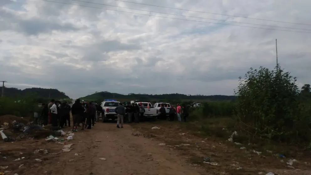 Rosario de la Frontera: volcó un camión con bebidas y debieron intervenir para evitar el saqueo