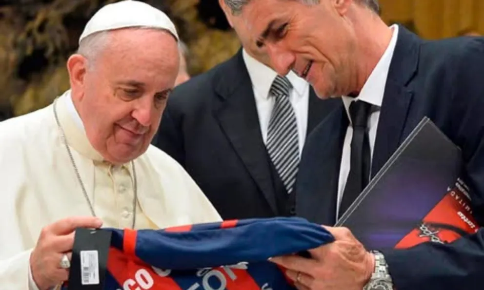 |FOTO| La shockeante coincidencia entre el número de socio del Papa Francisco y su muerte 