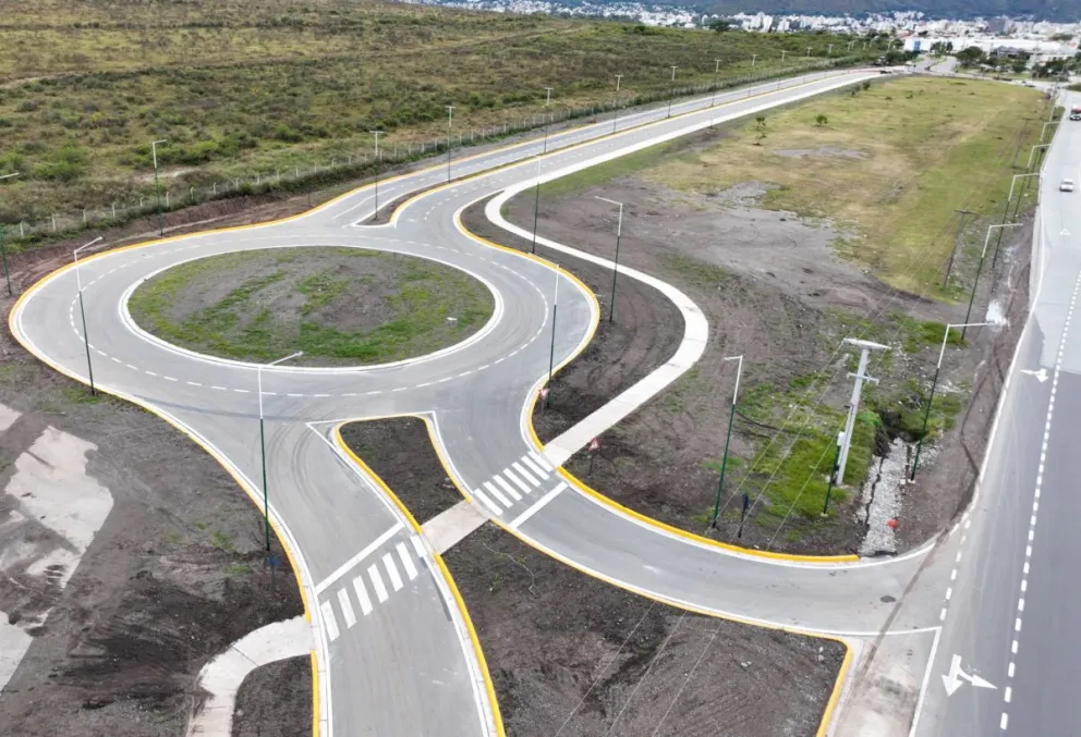 Gustavo Sáenz inauguró la nueva vía que conecta Avenida Arenales con la Ruta Provincial 28