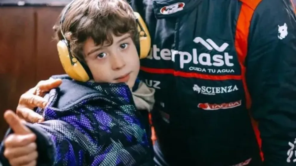 Orgullo argentino: es superdotado y a sus ocho años está diseñando autos 