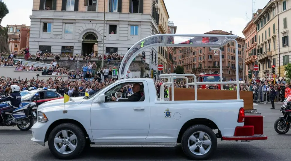 |VIVO| Multitudinaria despedida al Papa Francisco en Roma: su féretro llegó a Santa María la Mayor