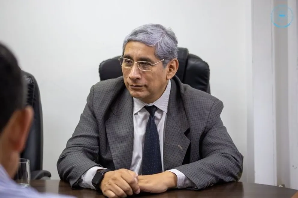 Miguel Nina ganó las elecciones en la UNSa y es el nuevo rector