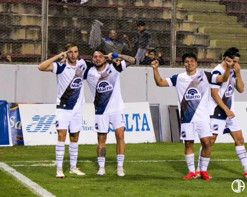 Juventud Antoniana recibe a Boca Unidos: horario, TV y posibles formaciones