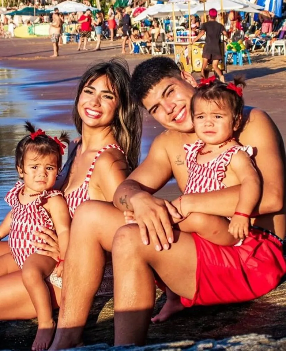 Thiago Medina - Daniela Celis