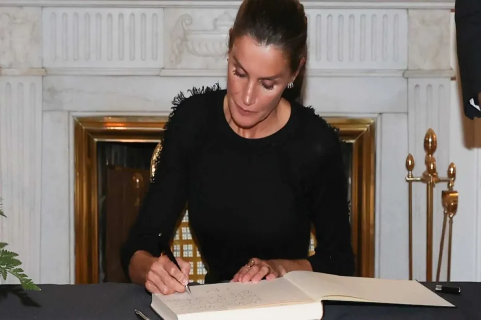 La reina Letizia lo hizo por poder: el pacto millonario con la Casa Real para seguir siendo reina