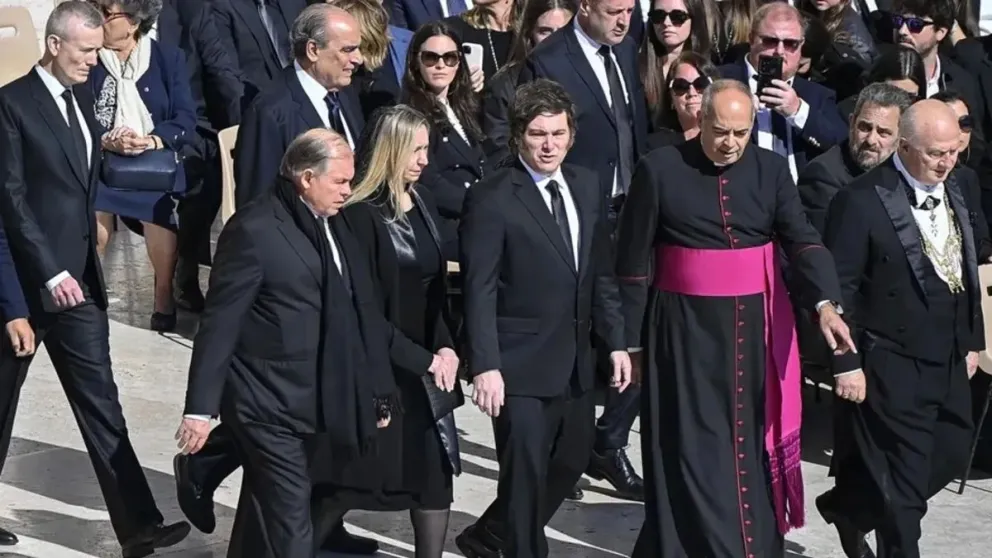Javier Milei viajará al Vaticano para la entronización de León XIV, el mismo día de las elecciones en CABA