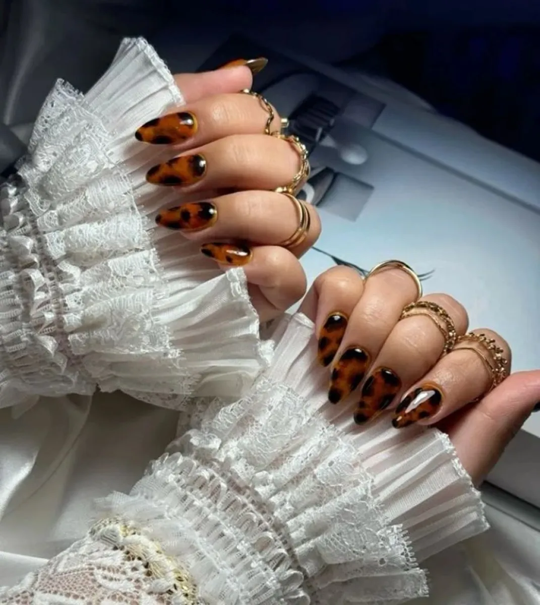 Nail Art - u&ntilde;as almendradas