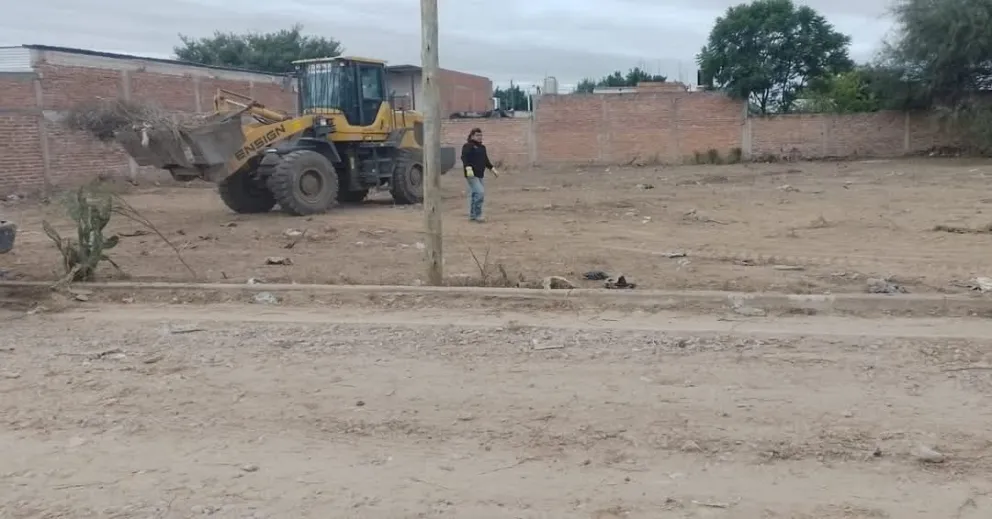 Gestión Carlos "Kety" Rosso: la Municipalidad de General Güemes avanza con la limpieza de terrenos