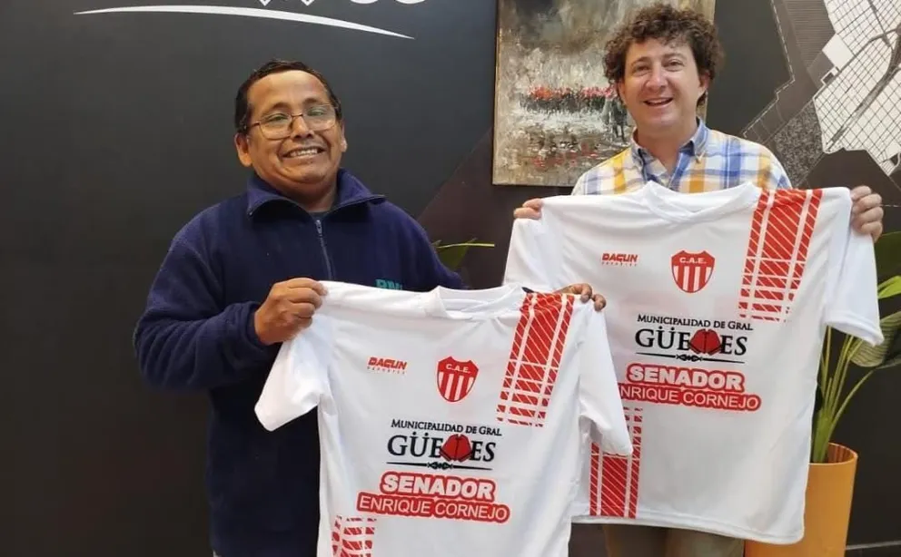 Gestión Carlos "Kety" Rosso: la Municipalidad de General Güemes entregó camisetas a diversos clubes de la ciudad