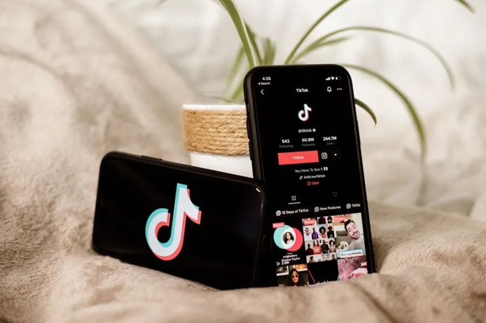 TikTok - Inteligencia Artificial