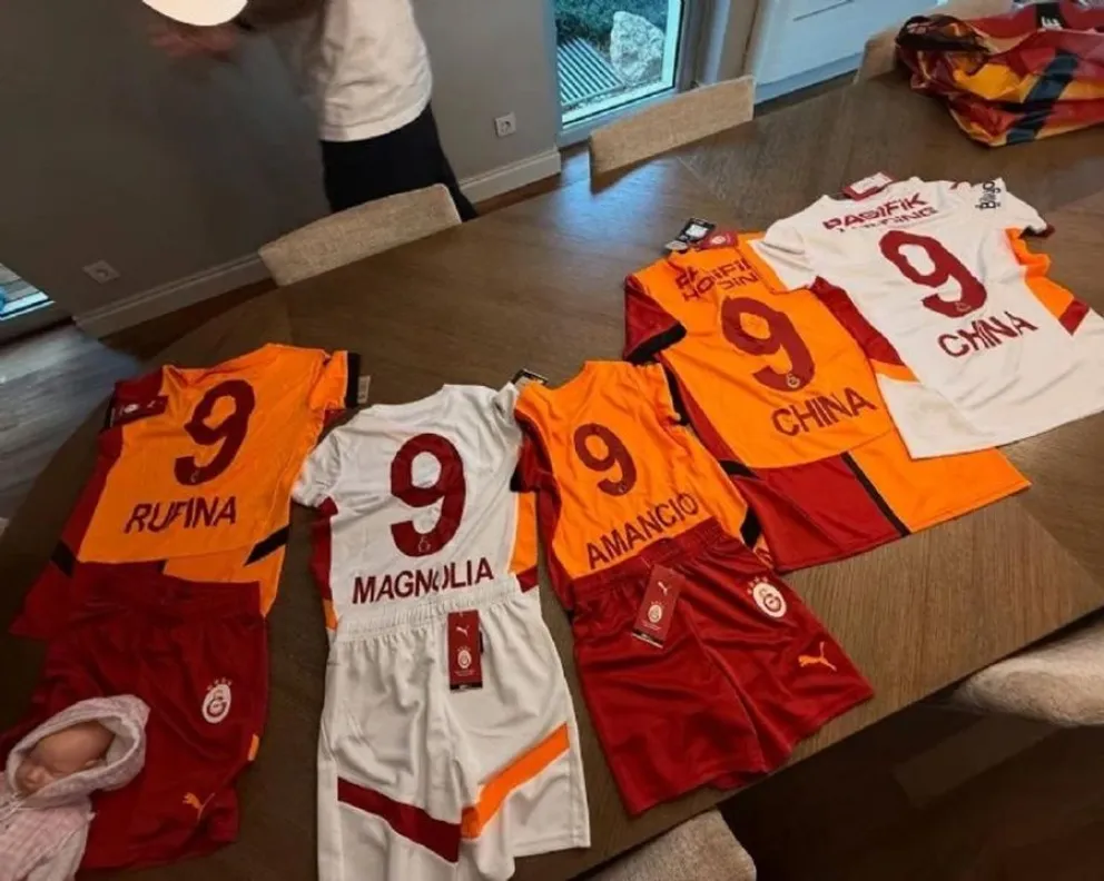 Galatasaray -China Su&aacute;rez