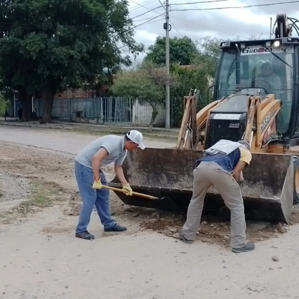 General Güemes: la Municipalidad avanza con trabajos de limpieza y mejoramiento urbano