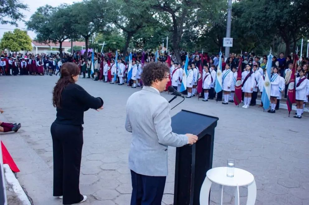 La Municipalidad de General Güemes celebró el 25 de Mayo con un acto que unió a todos los ciudadanos