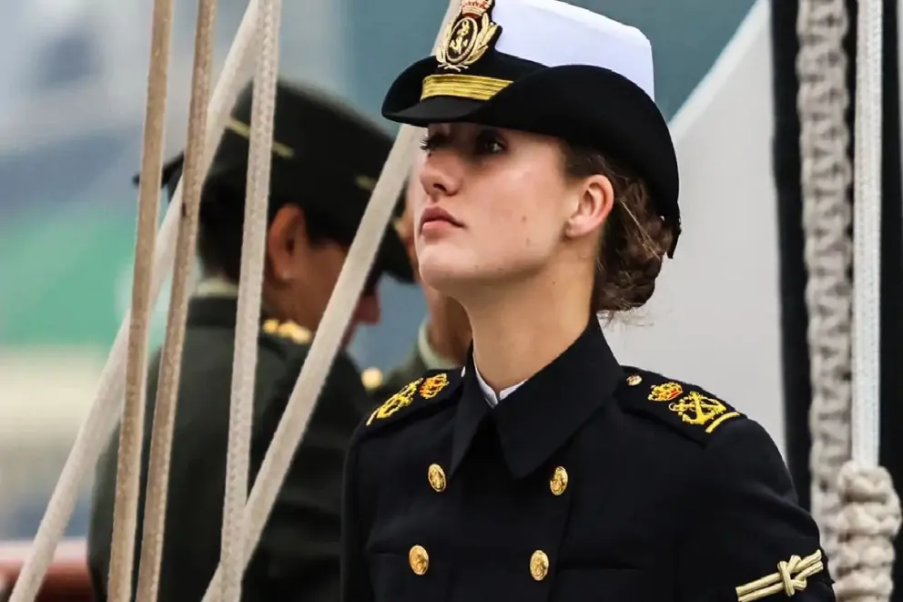El secreto que nadie contó: ¿por qué la princesa Leonor evitó a su abuelo en plena travesía?