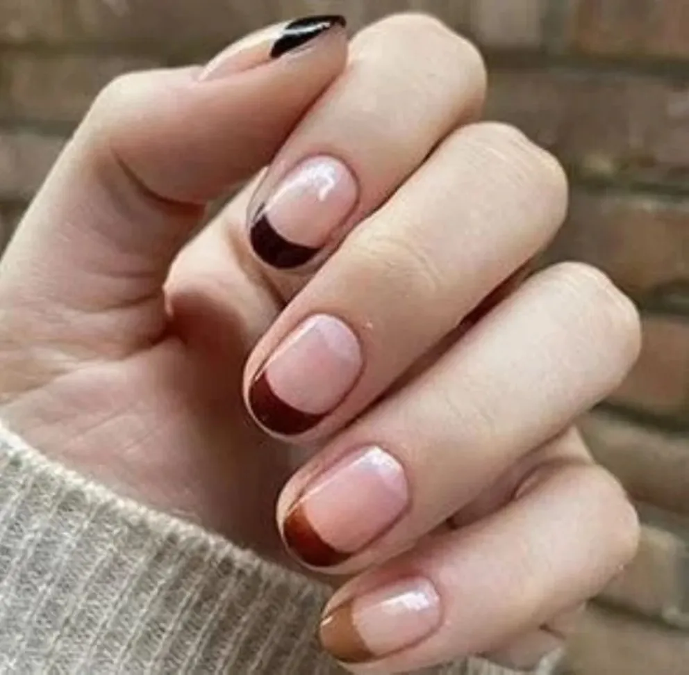 Nail Art - manicura francesa