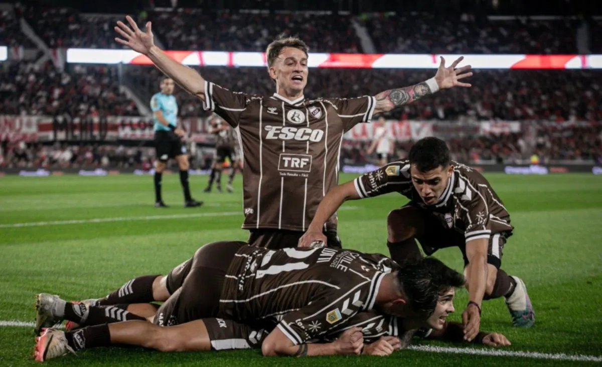 River vs. Platense 