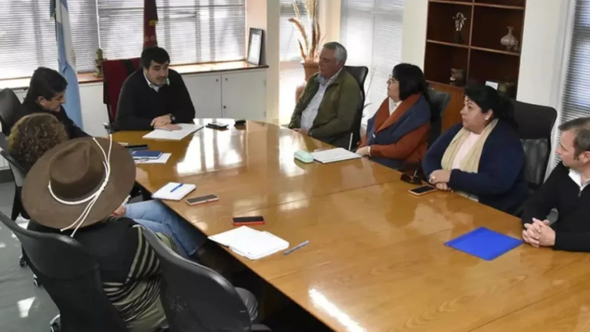 REUNI&Oacute;N