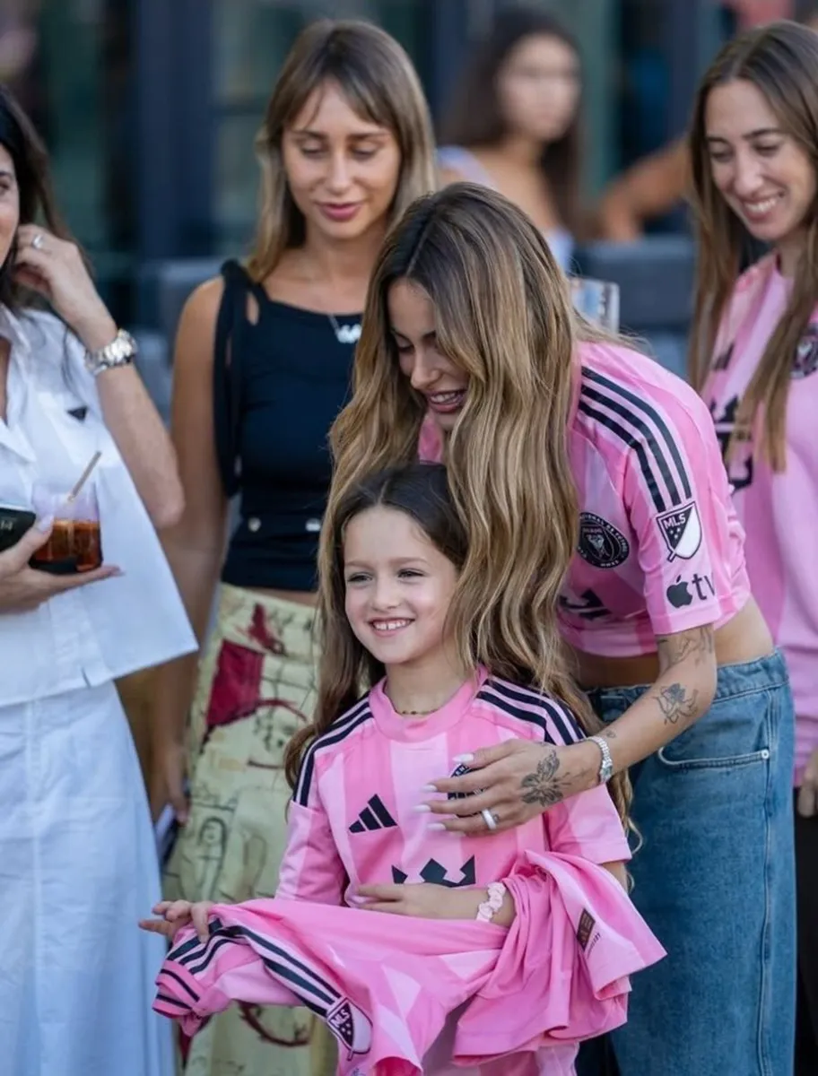 Tini Stoessel - Rodrigo de Paul
