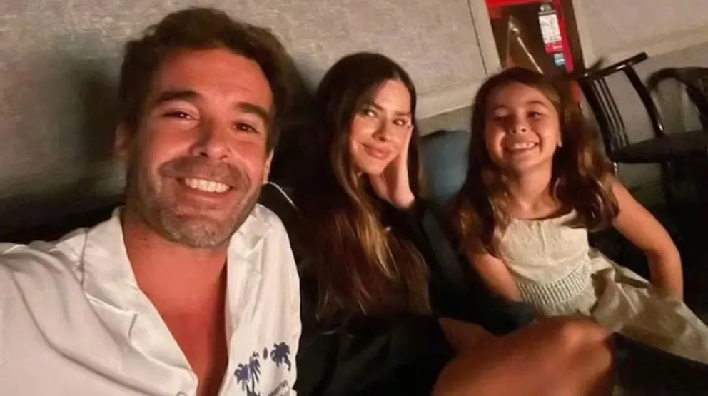 Nicol&aacute;s Cabr&eacute; - China Su&aacute;rez