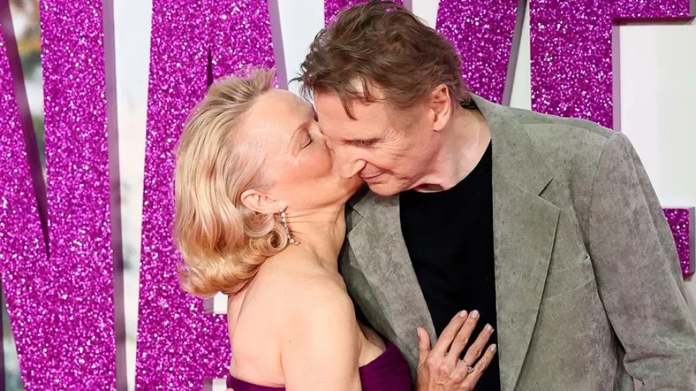 Liam Neeson - Pamela Anderson