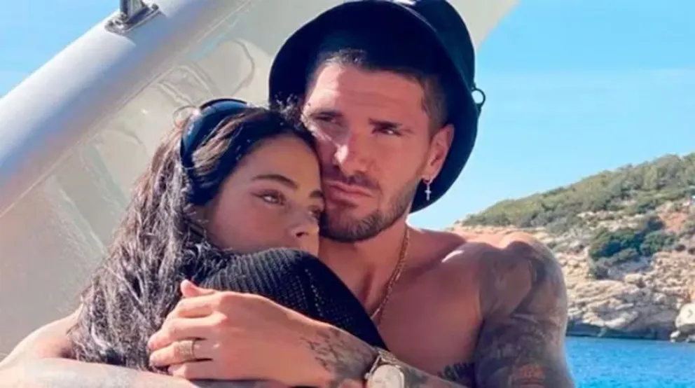 Tini Stoessel - Rodrigo de Paul