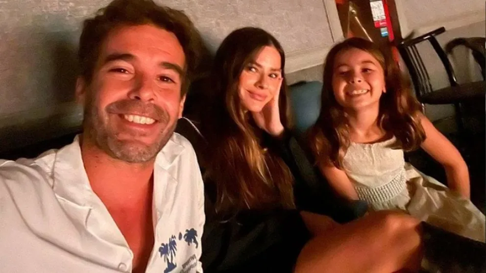 Nicol&aacute;s Cabr&eacute; - China Su&aacute;rez