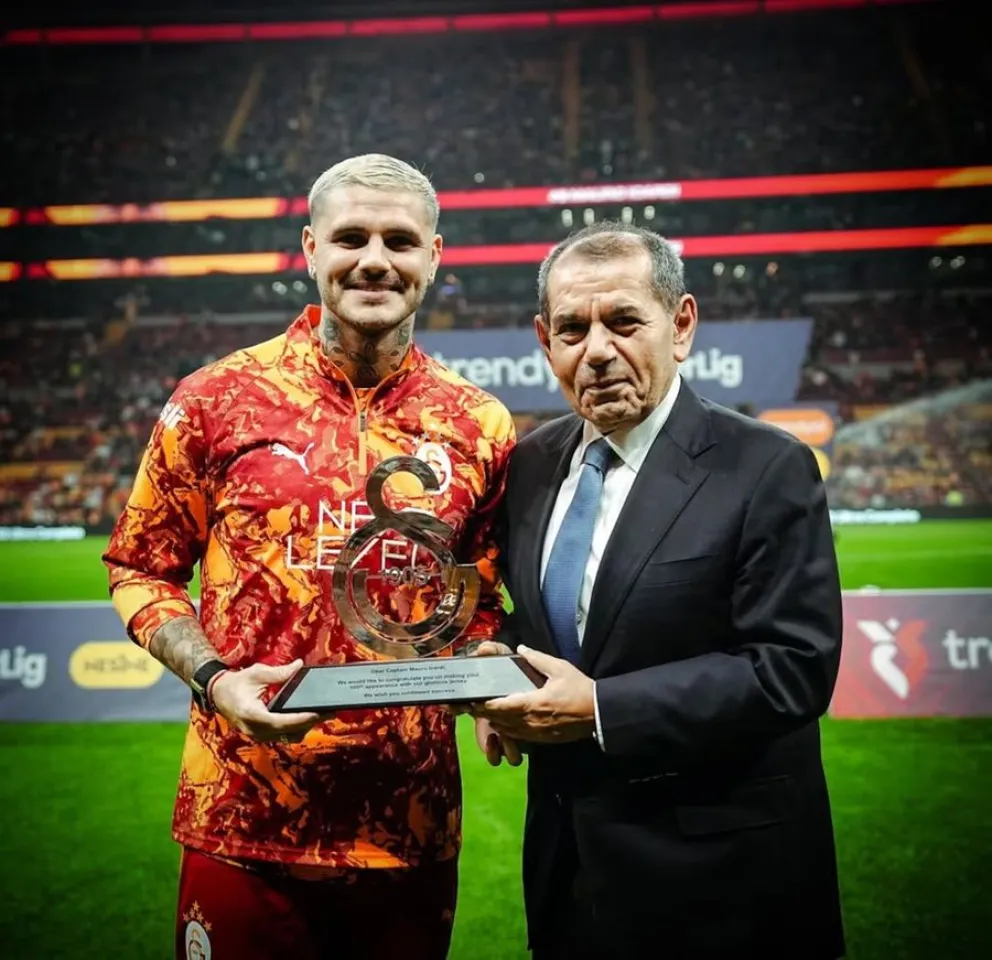 Mauro Icardi - China Su&aacute;rez