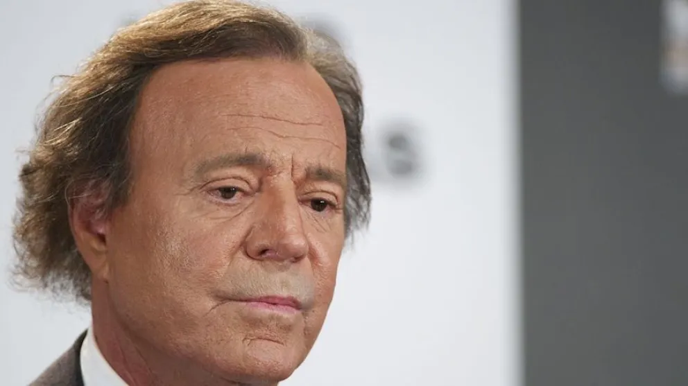 Julio Iglesias - denuncia