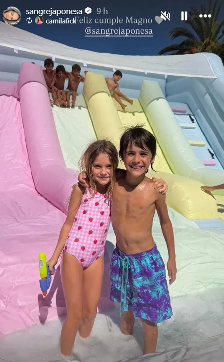 La malla de la discordia entre las hijas de Mauro Icardi  (Foto: Instagram)