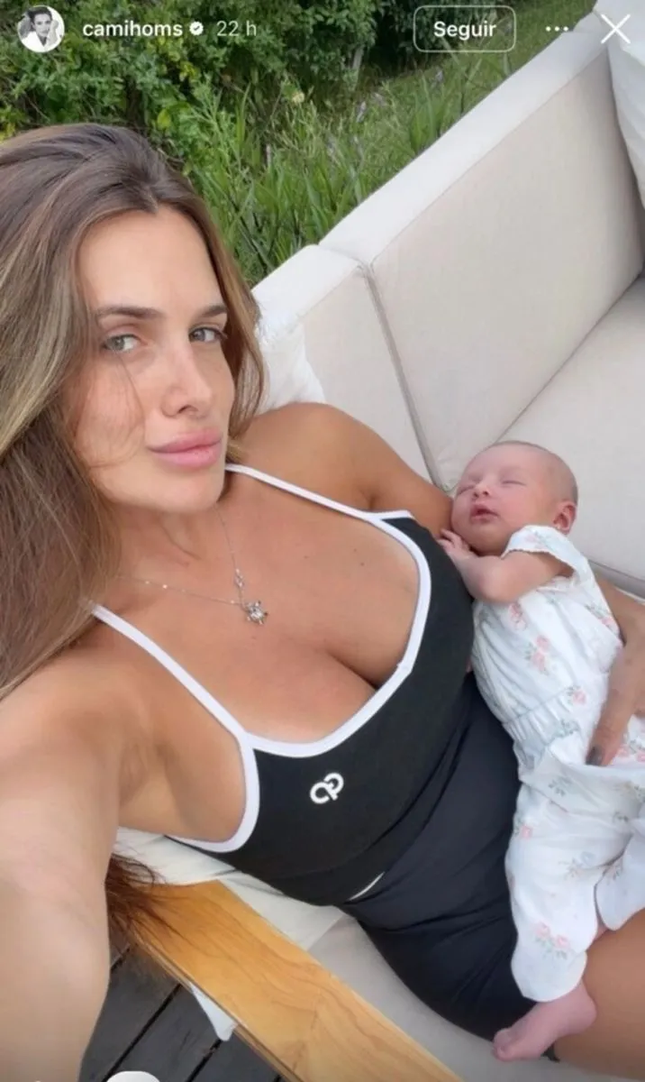 Cami Homs mostr&oacute; el rostro de su hija con un c&aacute;lido mensaje 