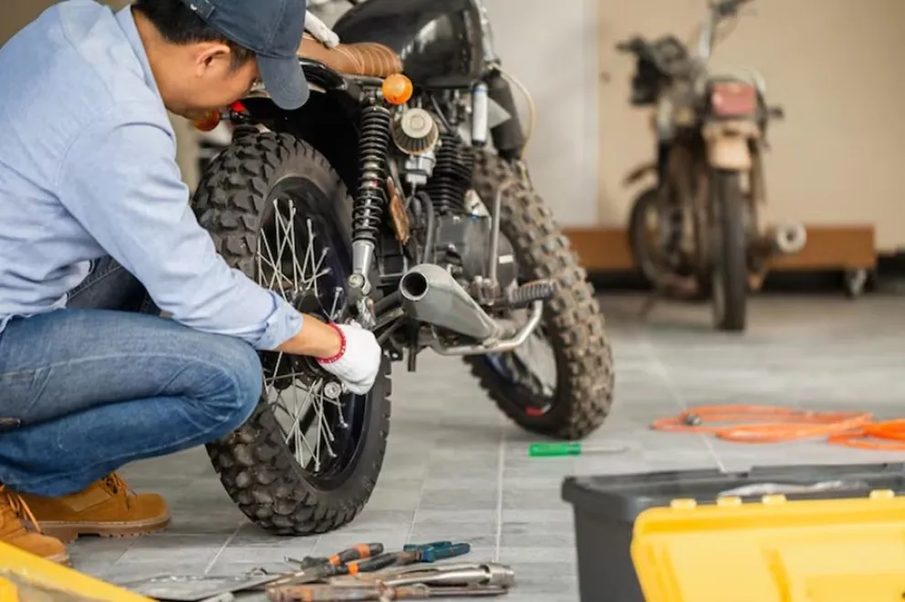 Emiliano Durand anunci&oacute; creaci&oacute;n de escuelas municipales de autos y motos as&iacute; como de miner&iacute;a