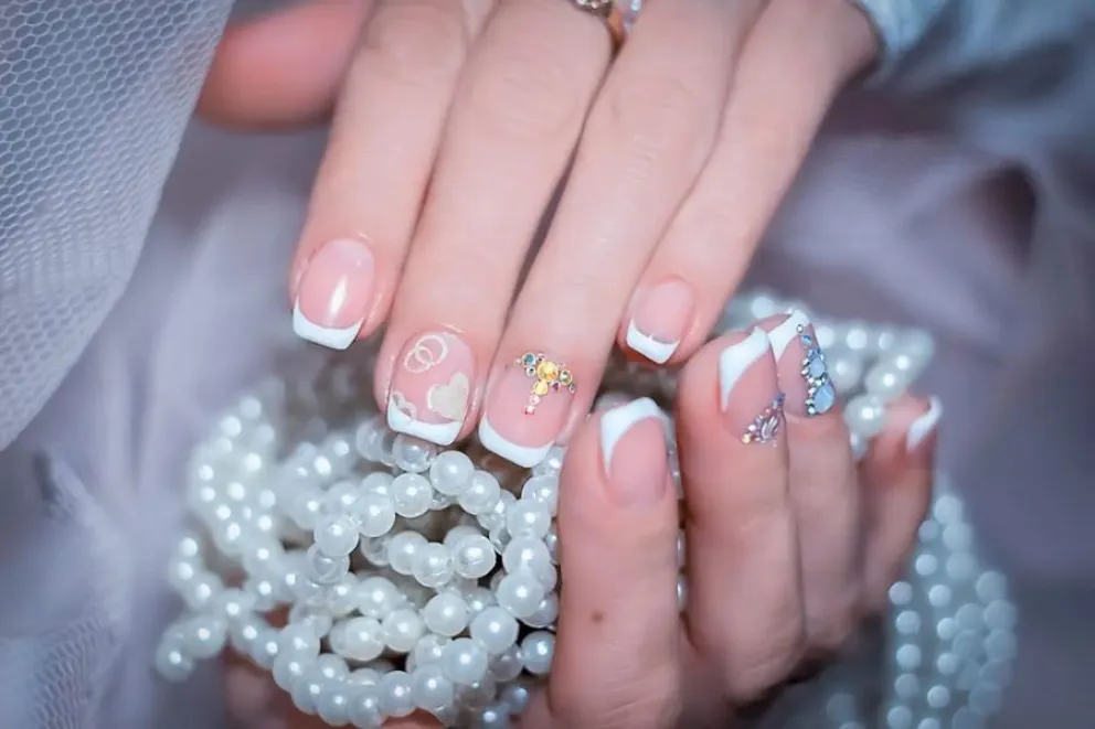 Nail Art 2026 para novias con sofisticaci&oacute;n y elegancia