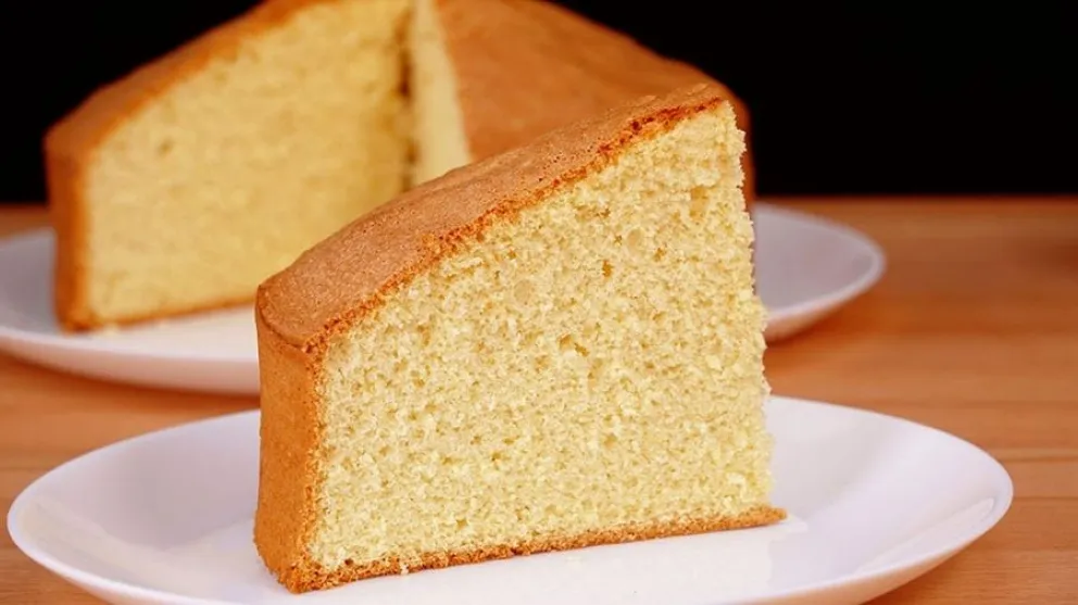 El bizcochuelo en licuadora que te sacar&aacute; de apuros en la merienda