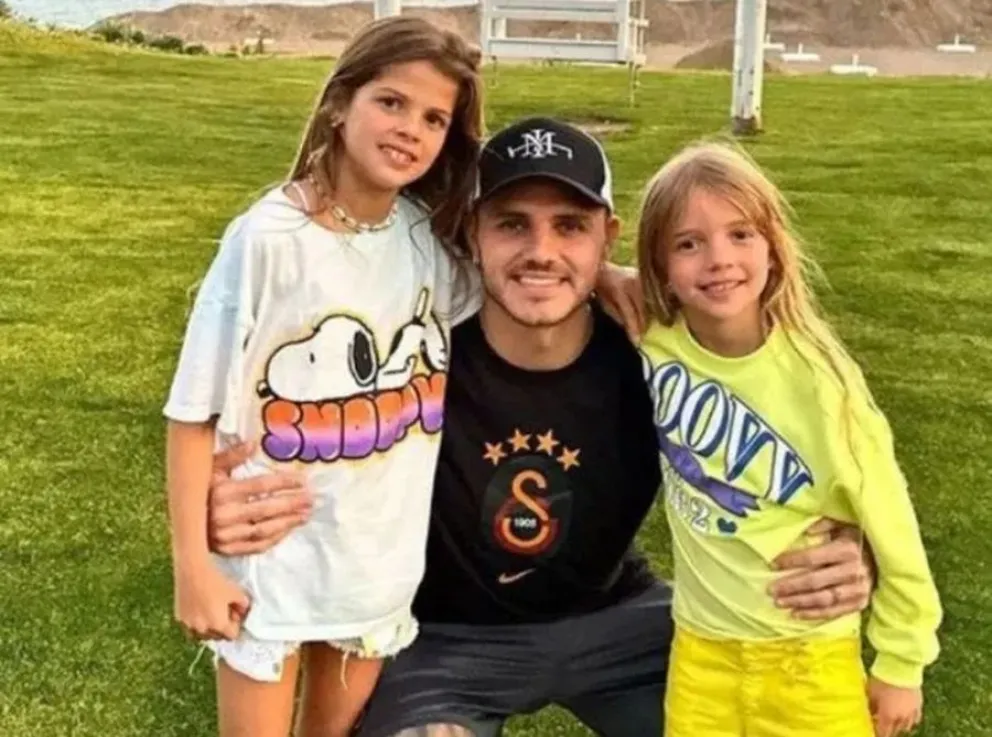 Mauro Icardi se reencontr&oacute; con sus hijas 